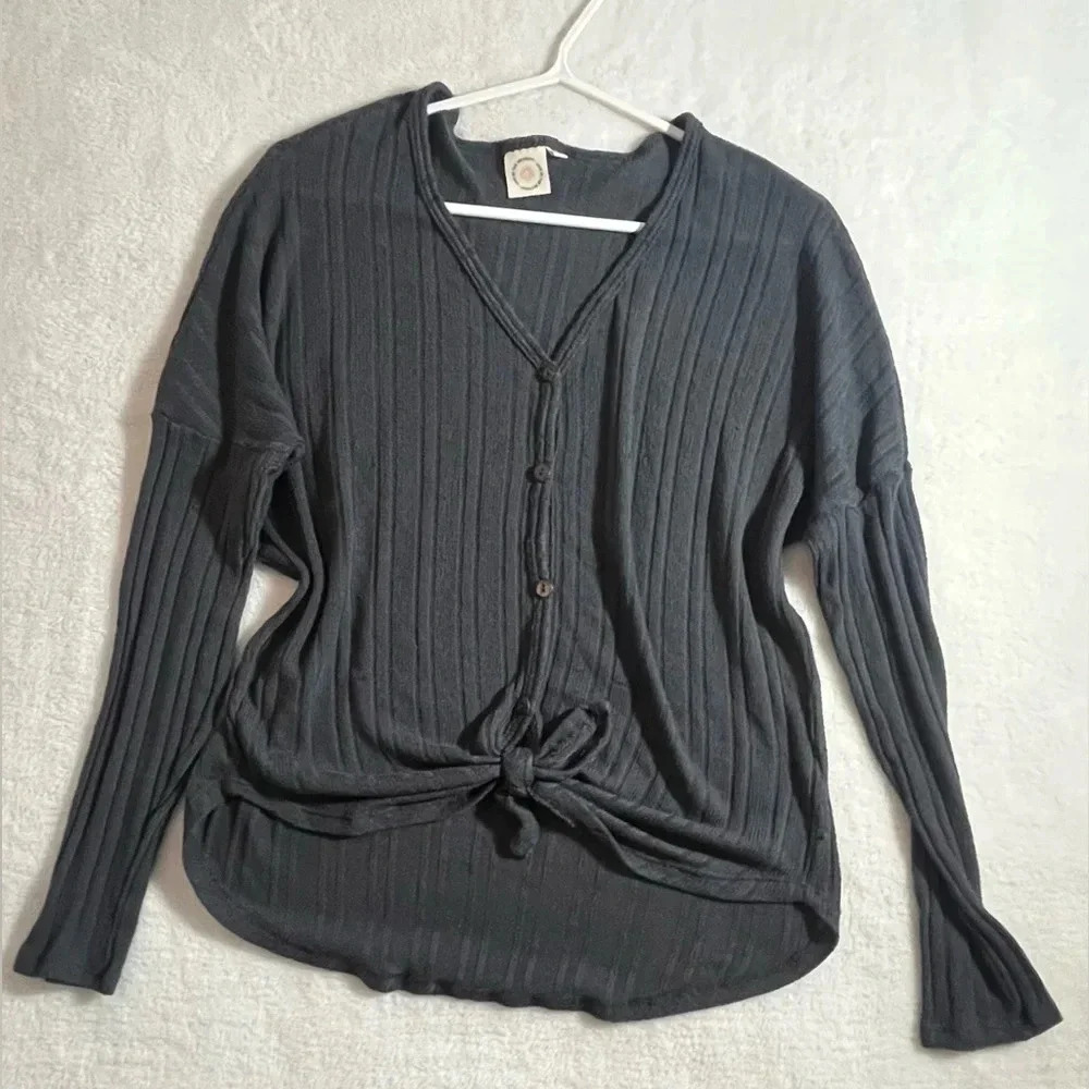 Ladies Medium Top - Picture 5 of 5